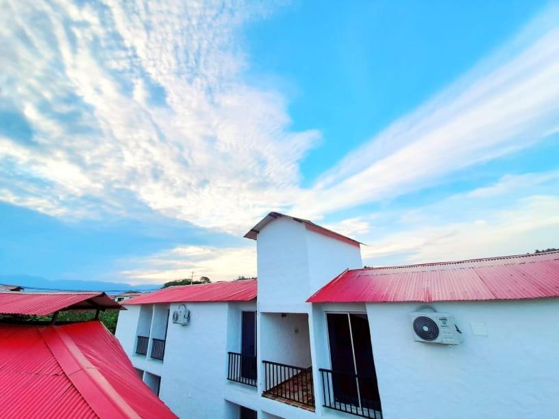 Cosmos Tatacoa Hotel Villavieja Exterior photo